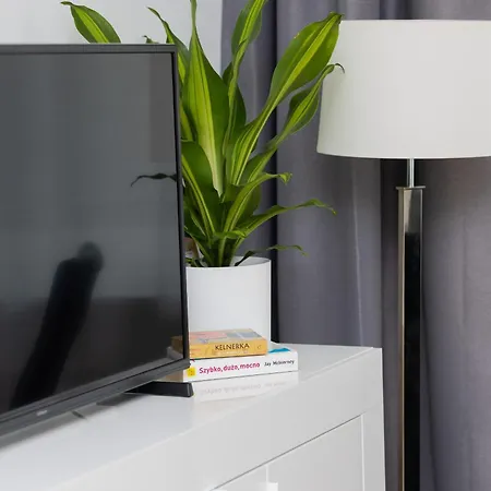 Bruna Metro Pole Mokotowskie By Renters Warschau