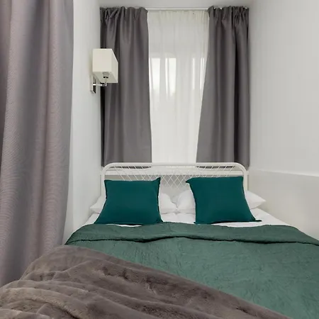 Bruna Metro Pole Mokotowskie By Renters